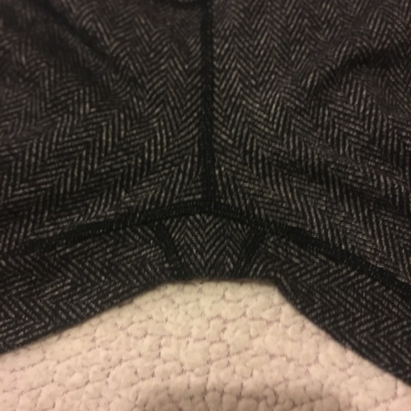 (SOLD)Lululemon High Times 7/8 Herringbone - Picture 4 of 7